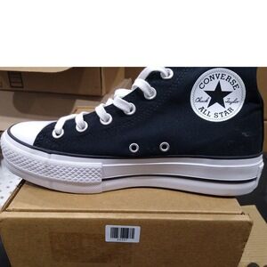 Converse Women's Chuck Taylor All Star Lift Sneakers